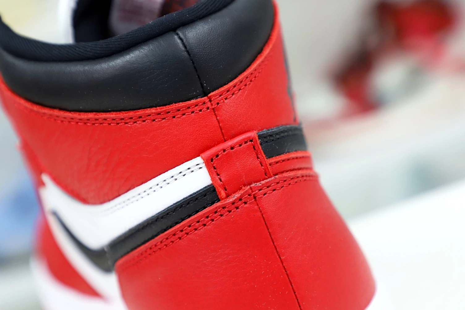 'HOMAGE NRG Kimikick HIGH RETRO OG TO 1919 JORDAN 1 AIR EXCLUSIVE CHICAGO HOME' ModernLook 0601
